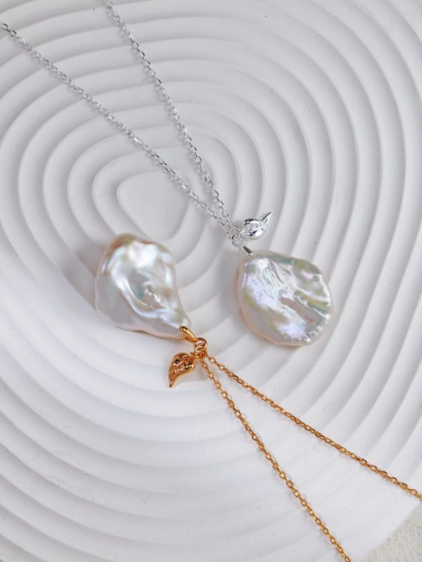 Petal Pearl Pendant Necklace - Image 4