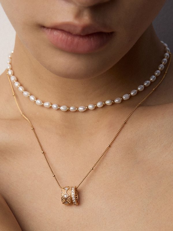 Vintage Gold Bead Pearl Necklace - Image 2