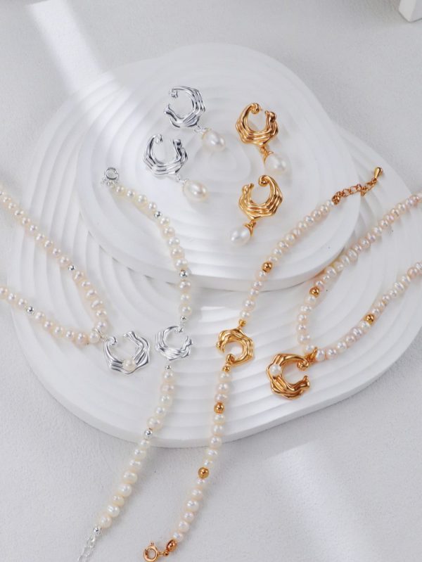Wave Pearl Necklace - Image 8